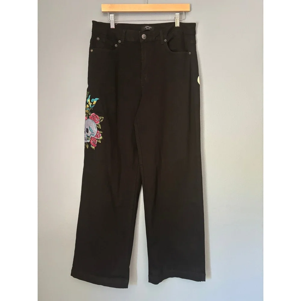 Ed Hardy Mens Black Denim Embroidered Skull Rose Wide Leg Jeans Y2K Streetwear - Picture 3 of 11